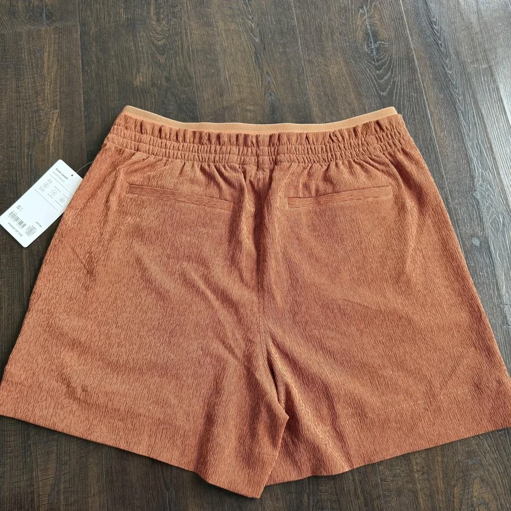 Athleta Echo Shorts Womens 10 Quick Dry Breathable Packable Athletic Running Gym